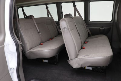 2025 Chevrolet Express 3500 LT Passenger
