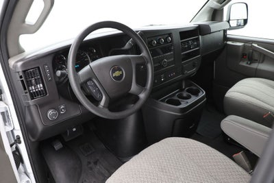 2025 Chevrolet Express 3500 LT Passenger