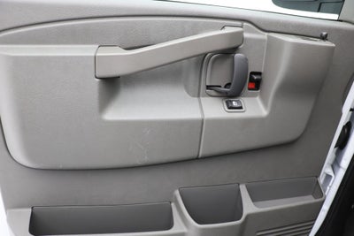 2025 Chevrolet Express 3500 LT Passenger