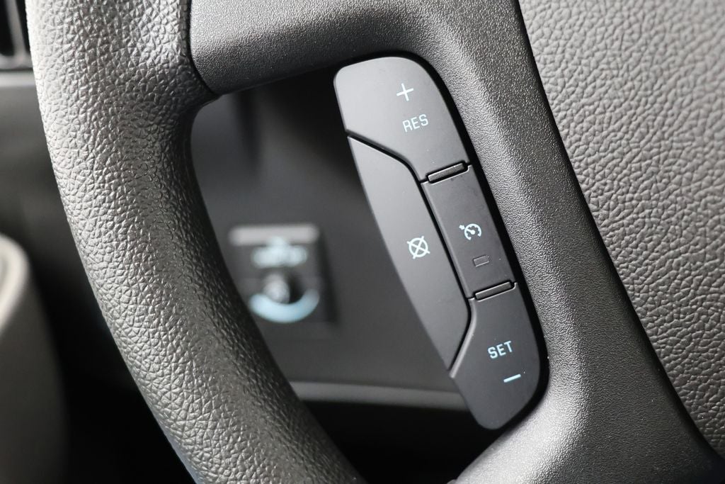 2025 Chevrolet Express 3500 LT Passenger