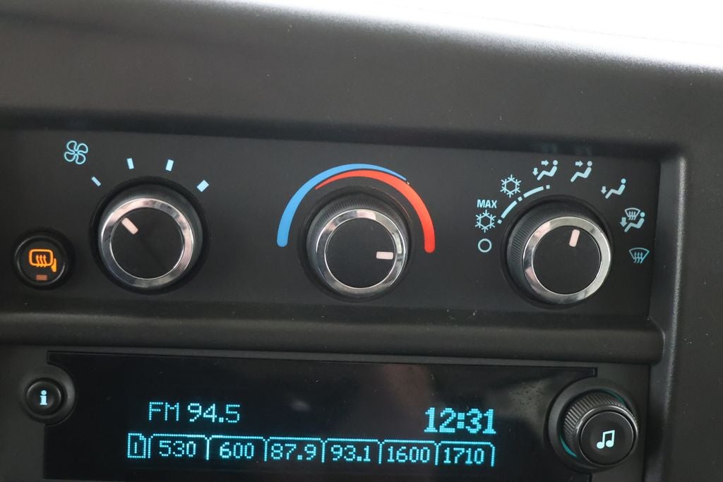 2025 Chevrolet Express 3500 LT Passenger