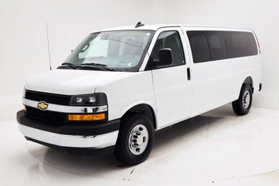 2025 Chevrolet Express 3500 LT Passenger