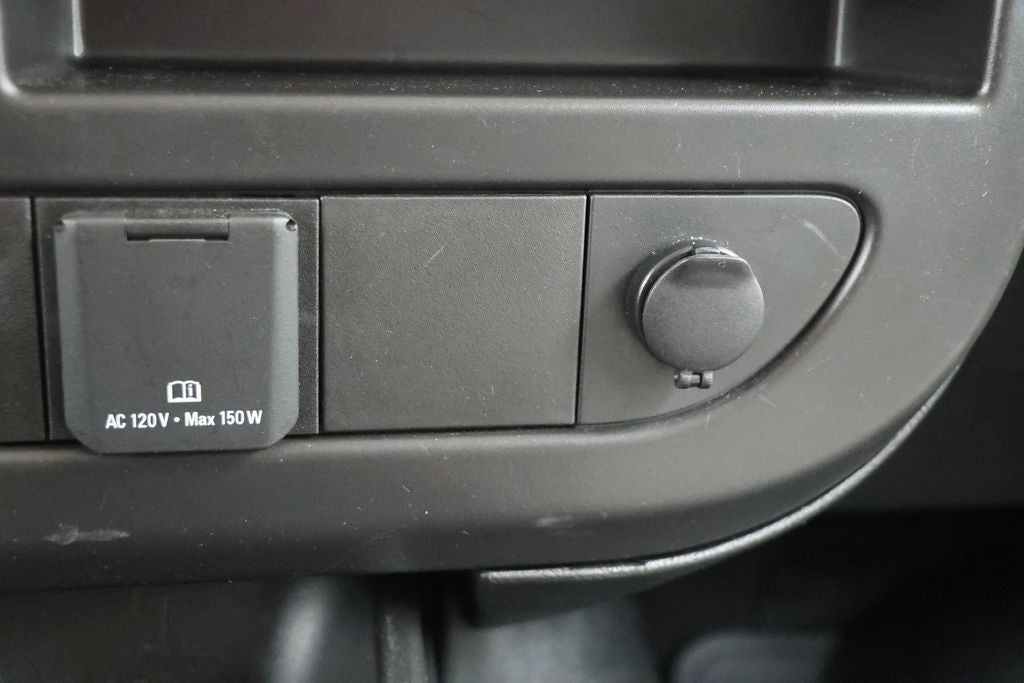 2025 Chevrolet Express 3500 LT Passenger