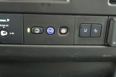 2025 Chevrolet Express 3500 LT Passenger