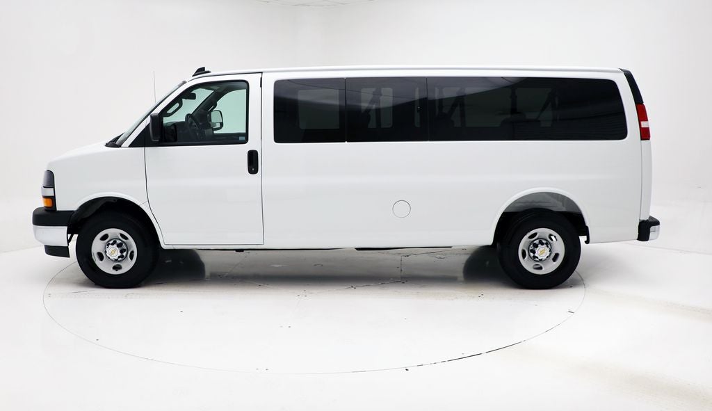 2025 Chevrolet Express 3500 LT Passenger