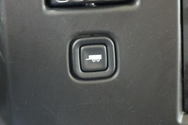 2025 Chevrolet Express 3500 LT Passenger