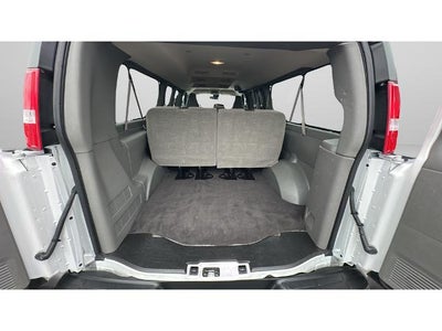 2025 Chevrolet Express 3500 LT Passenger