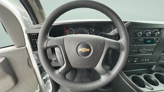 2025 Chevrolet Express 3500 LT Passenger