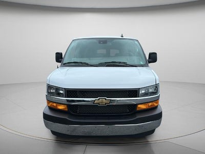 2025 Chevrolet Express 3500 LT Passenger