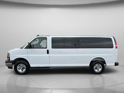 2025 Chevrolet Express 3500 LT Passenger