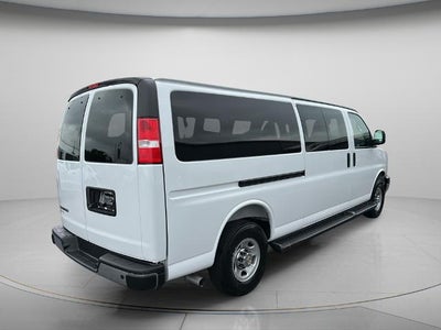 2025 Chevrolet Express 3500 LT Passenger