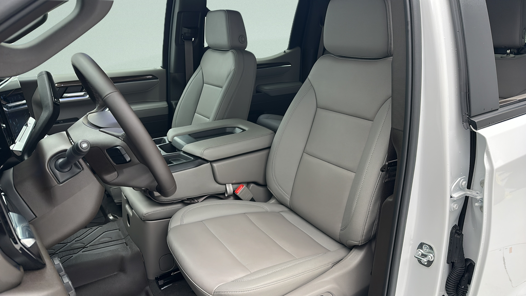 2025 Chevrolet Silverado 1500 LT LT1