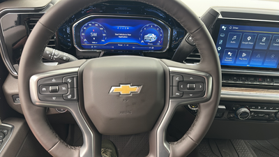 2025 Chevrolet Silverado 1500 LT LT1