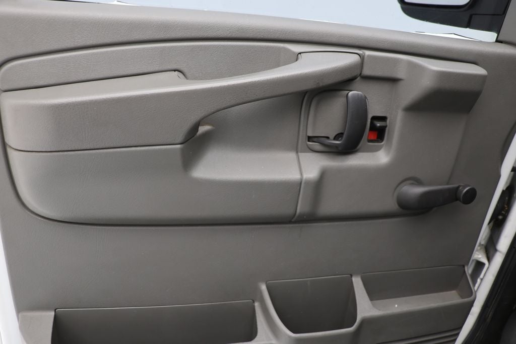 2011 Chevrolet Express 1500 Work Van Cargo