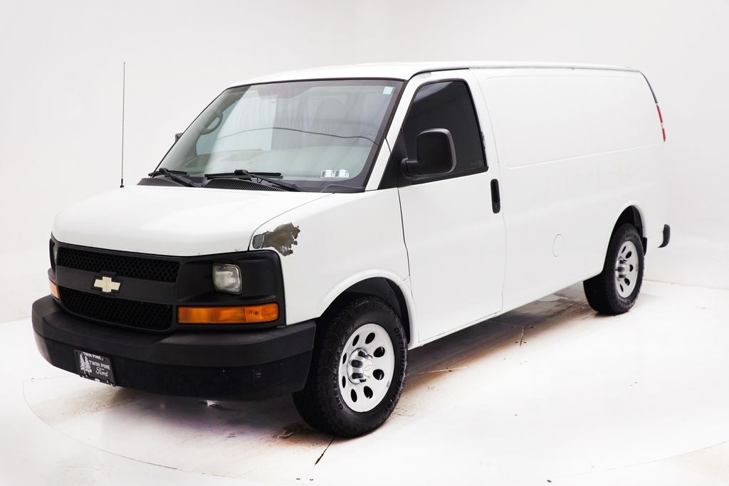 2011 Chevrolet Express 1500 Work Van Cargo