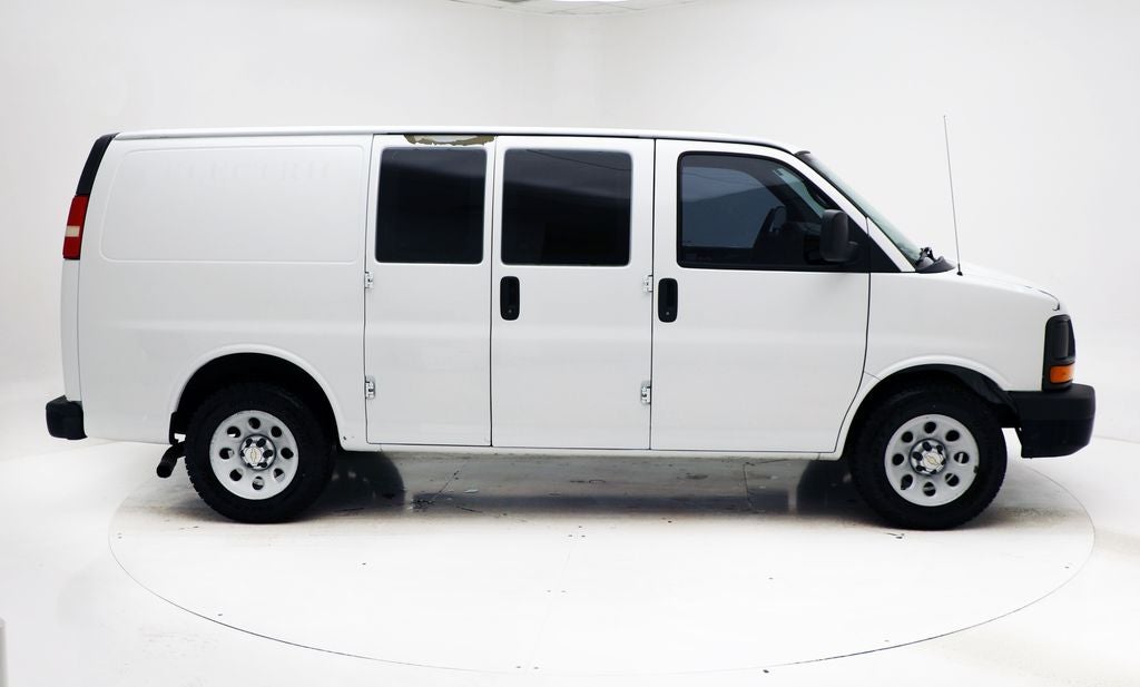 2011 Chevrolet Express 1500 Work Van Cargo