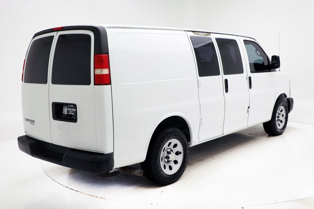 2011 Chevrolet Express 1500 Work Van Cargo