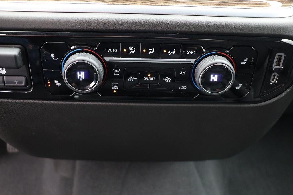 2022 Chevrolet Silverado 1500 LT LT1