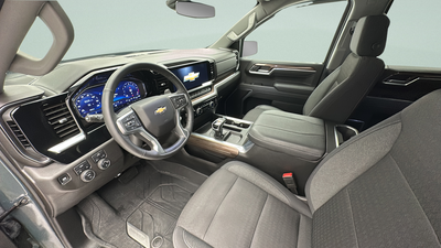 2025 Chevrolet Silverado 1500 LT LT1