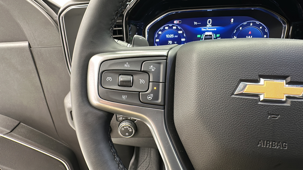 2025 Chevrolet Silverado 1500 LT LT1
