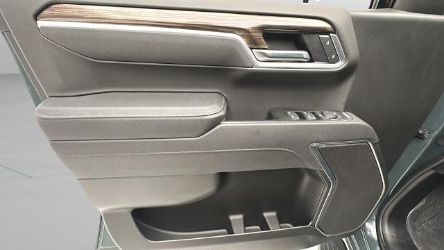 2025 Chevrolet Silverado 1500 LT LT1