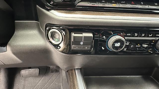 2025 Chevrolet Silverado 1500 LT LT1