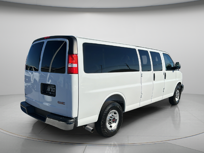 2025 GMC Savana 3500 LT