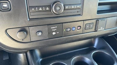 2025 GMC Savana 3500 LT