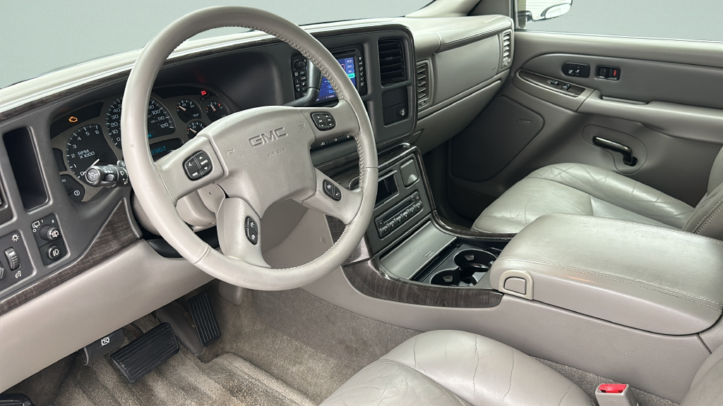 2004 GMC Yukon Denali