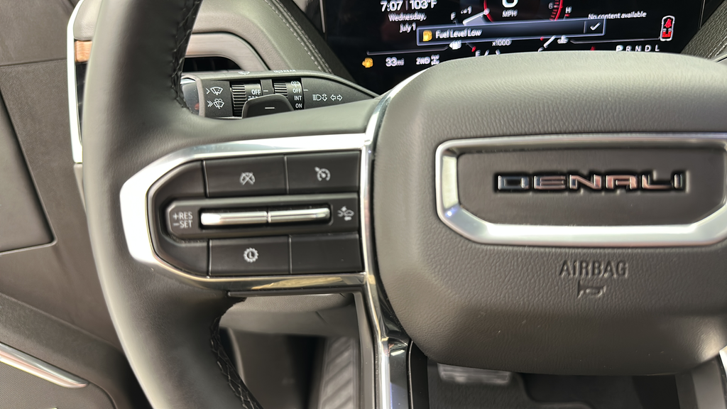 2025 GMC Yukon XL Denali