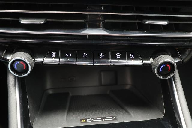 2025 Chevrolet Traverse LT 2LT