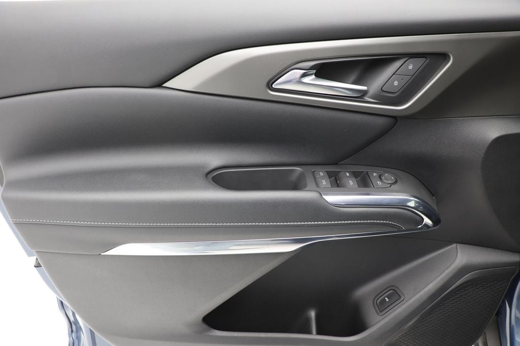 2025 Chevrolet Traverse LT 2LT