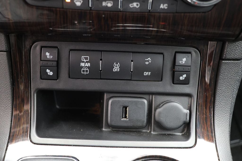 2017 Chevrolet Traverse 2LT 2LT