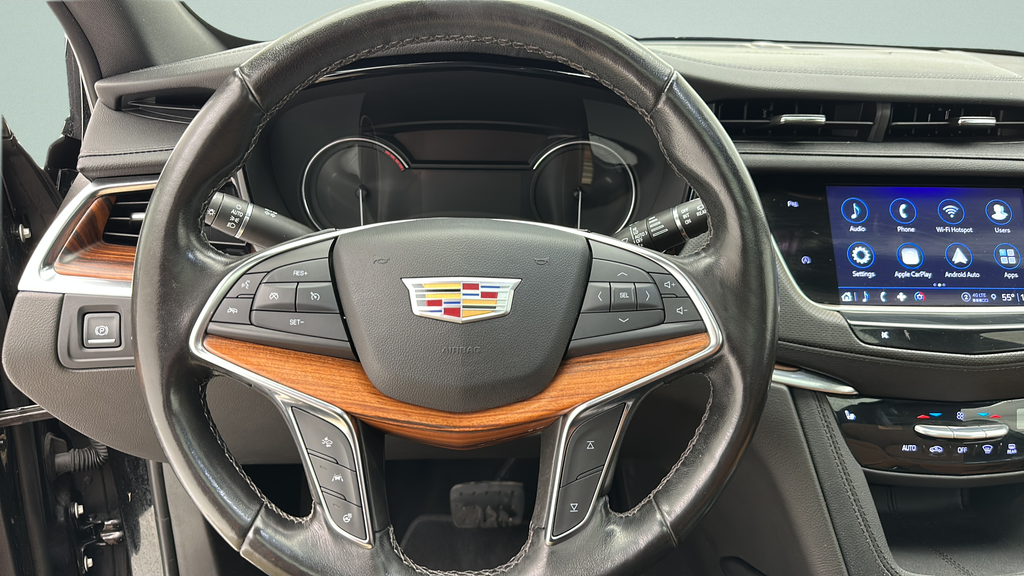 2022 Cadillac XT5 Premium Luxury