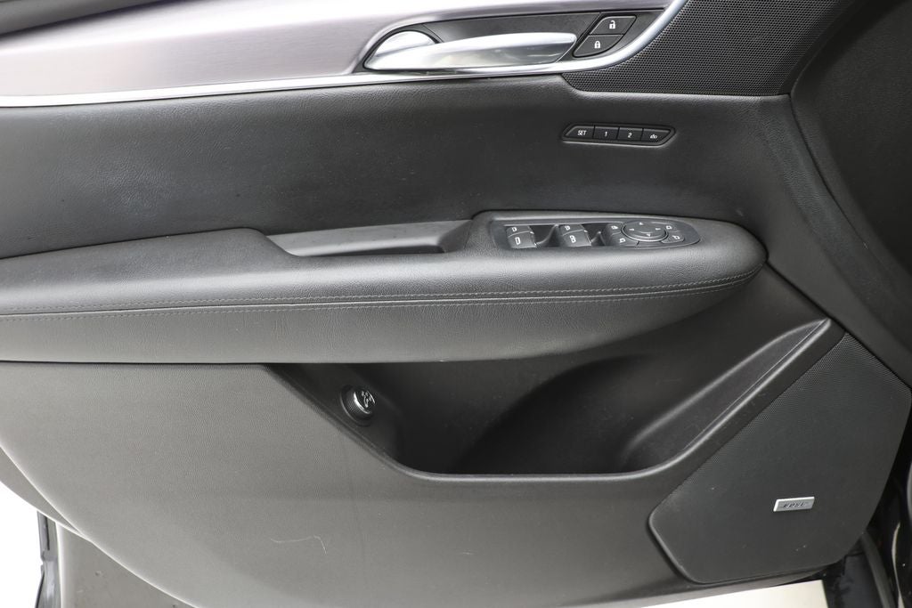 2017 Cadillac XT5 Premium Luxury