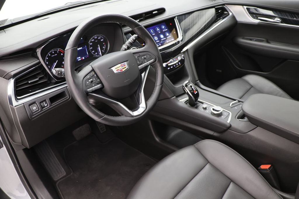 2025 Cadillac XT6 Premium Luxury
