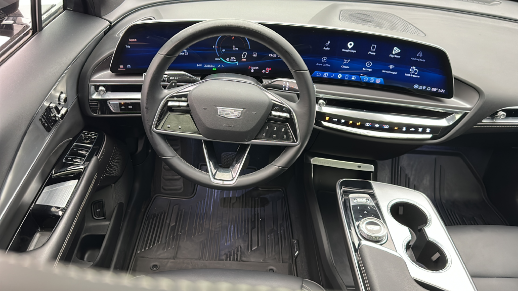 2024 Cadillac LYRIQ Tech