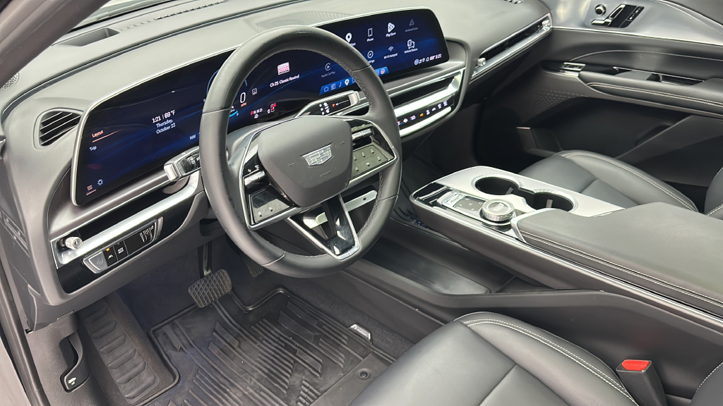 2024 Cadillac LYRIQ Tech