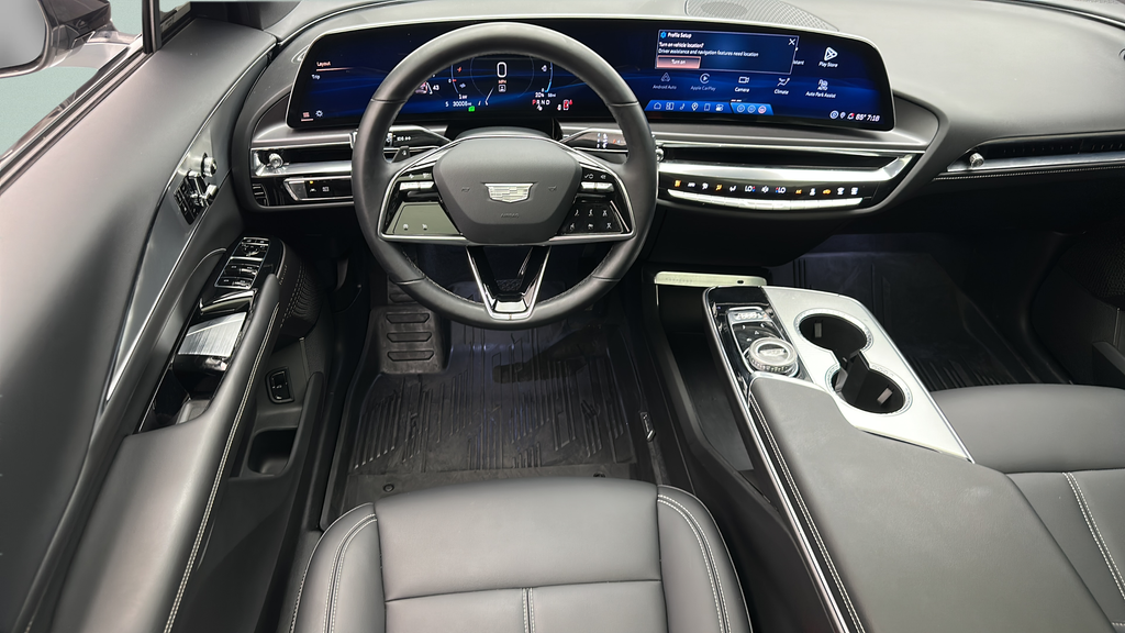 2024 Cadillac LYRIQ Tech