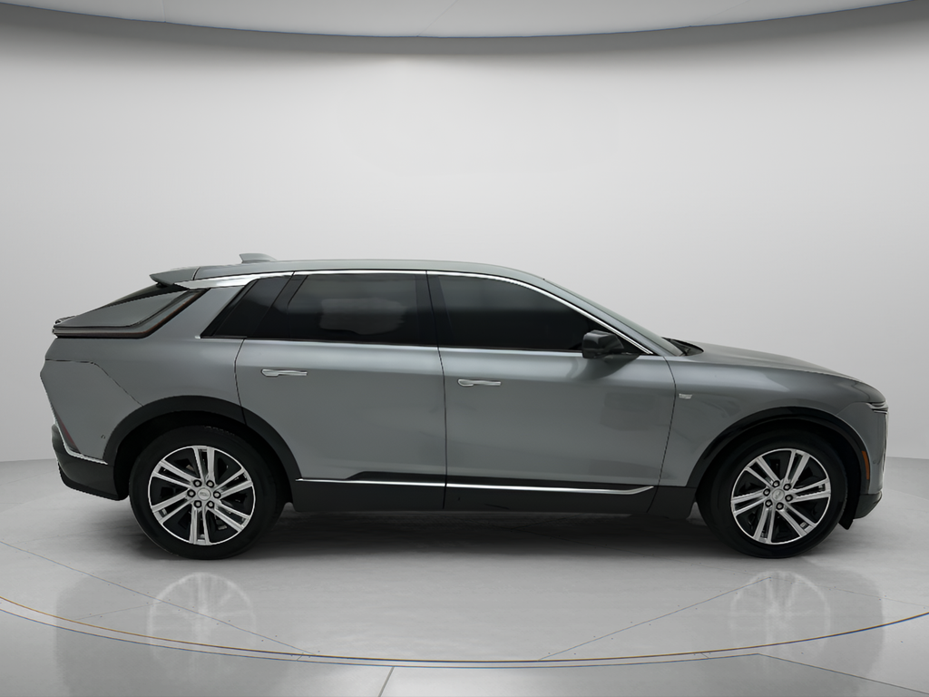 2024 Cadillac LYRIQ Tech