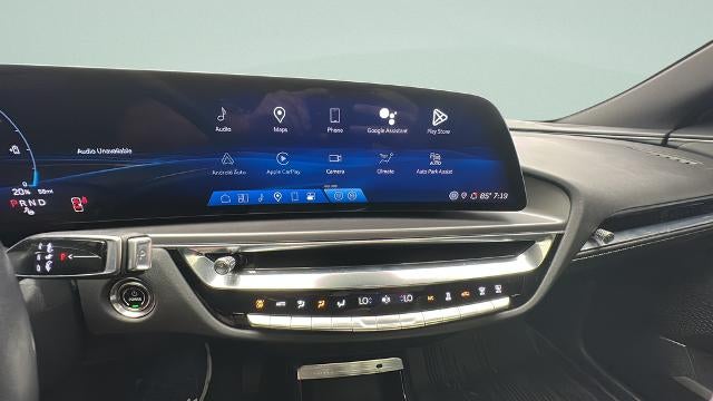 2024 Cadillac LYRIQ Tech
