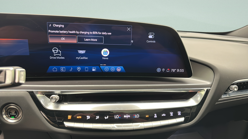2024 Cadillac LYRIQ Tech