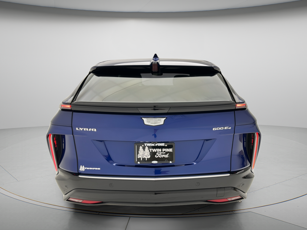 2024 Cadillac LYRIQ Tech
