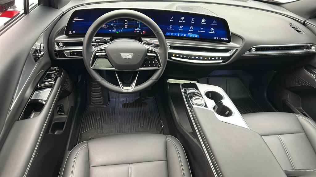 2024 Cadillac LYRIQ Tech