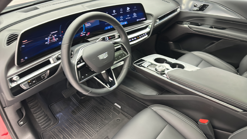 2024 Cadillac LYRIQ Tech