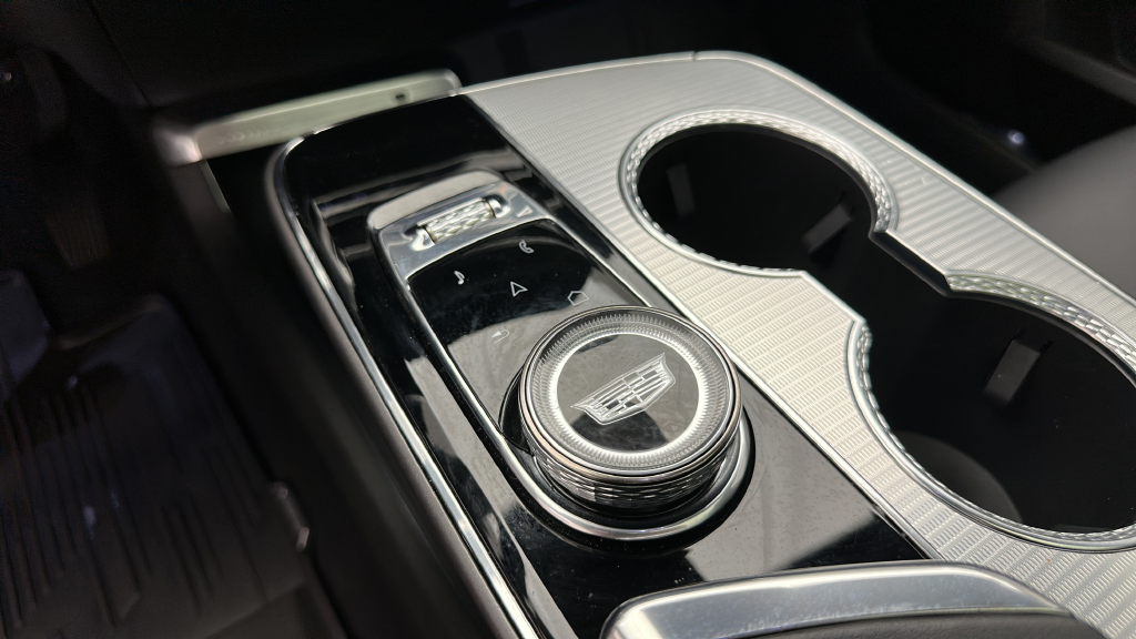 2024 Cadillac LYRIQ Tech