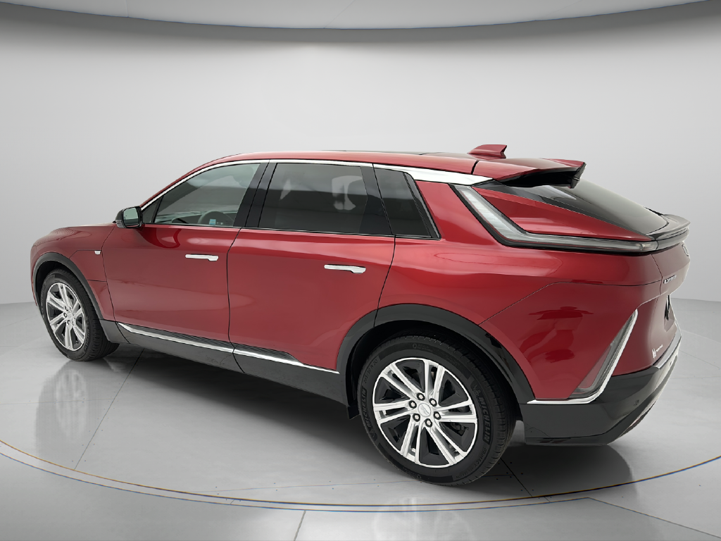 2024 Cadillac LYRIQ Tech