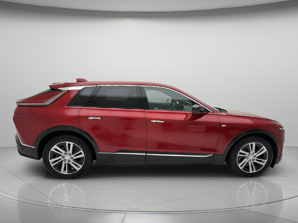 2024 Cadillac LYRIQ Tech
