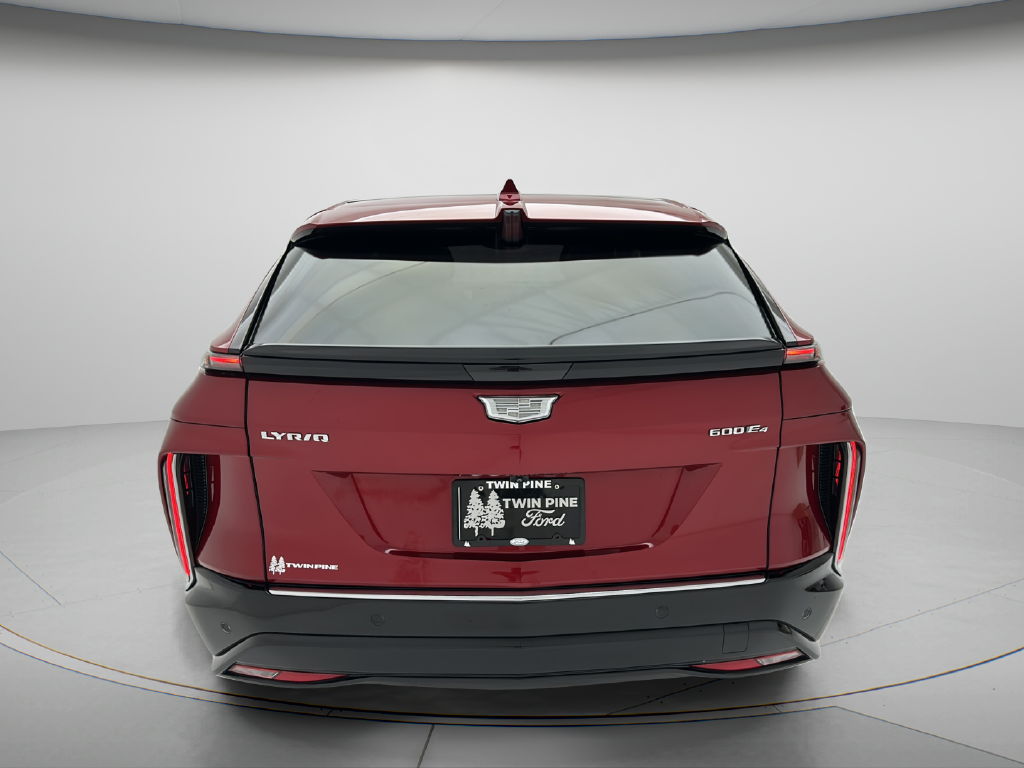 2024 Cadillac LYRIQ Tech
