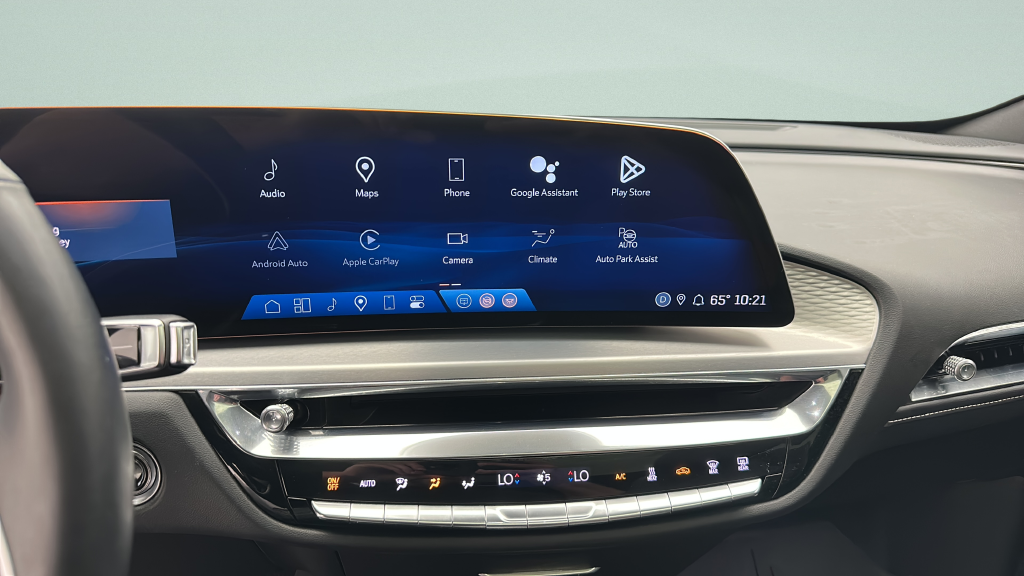 2024 Cadillac LYRIQ Luxury